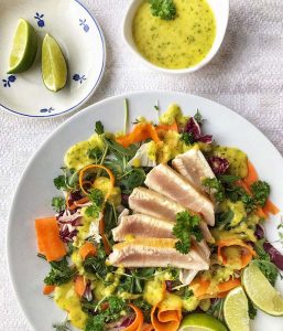 tonfiskfile med sallad och mangodressing - liten