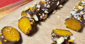 marsipan med saffran och apelsin